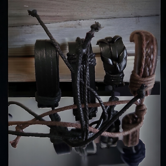 Unisex Leather Bracelet 4 Piece Set - Picture 5 of 8